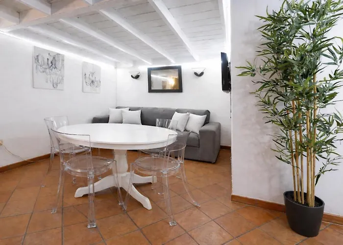 Via Dei Cestari Loft Апартаменты *